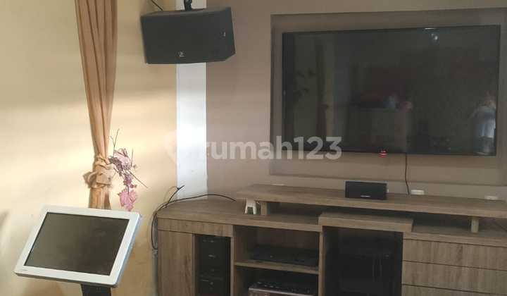 Rumah 2 lantai 4+1 kamar hadap barat view golf di Modernland 2