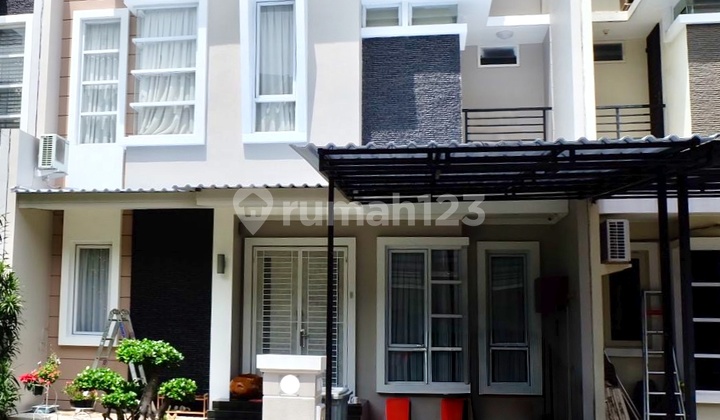 2-Storey House 3+1 Bedrooms Ready to Occupy Near Toll Road in Fluorite