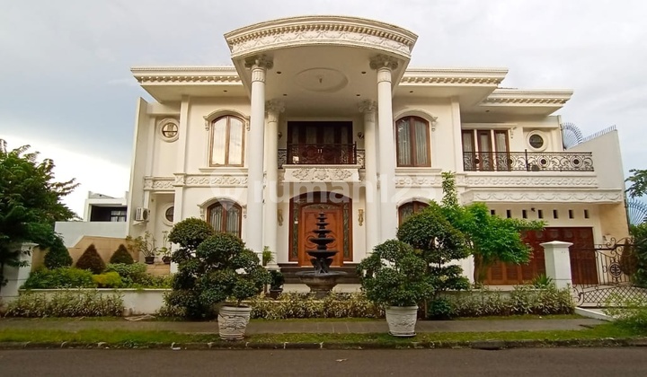 2-story house with 5+4 bedrooms and a swimming pool in Golf Terrace 2-story house with 5+4 bedrooms and a swimming pool in Golf Terrace