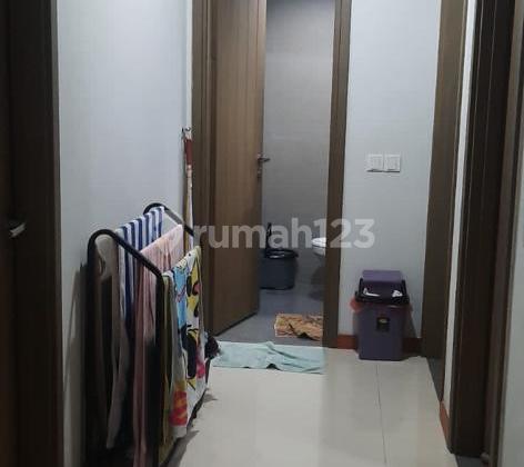 Rumah 3 Lantai 4+1 Kamar Semi Furnished di Caelus 2