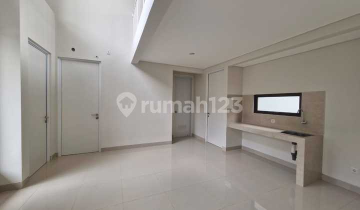 Affordable 1.5-story 3-bedroom house ready to occupy in Paramount Petals 2