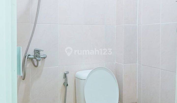 Rumah 1 lantai 2 kamar hadap timur di Sektor 6 2