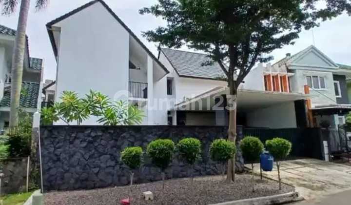 Rumah 2 lantai 5+1 kamar dekat Eka Hospital di Puspita Loka
