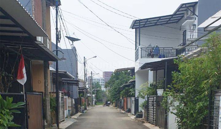 Rumah 1 lantai 2 kamar hadap utara di Sektor 6 1