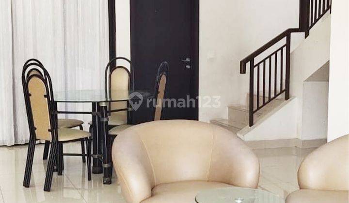 Rumah 2 Lantai 3 Kamar Full Furnished di Eminent 1