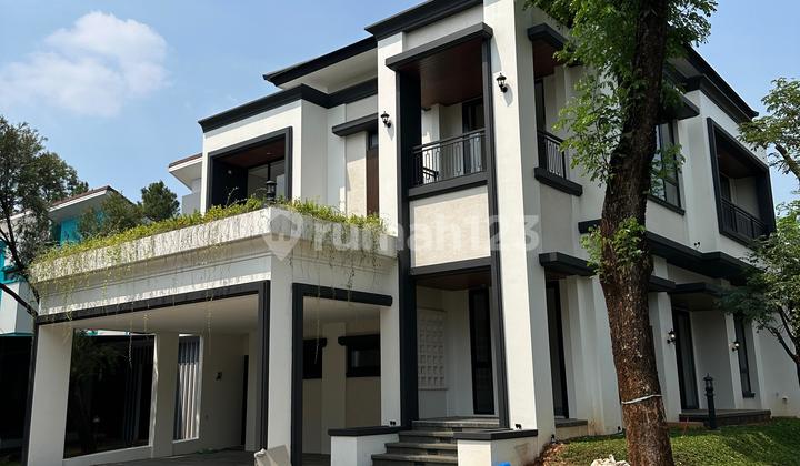 Rumah hook 2 lantai 4+1 kamar utara dan barat di Foresta Rumah hook 2 lantai 4+1 kamar utara dan barat di Foresta