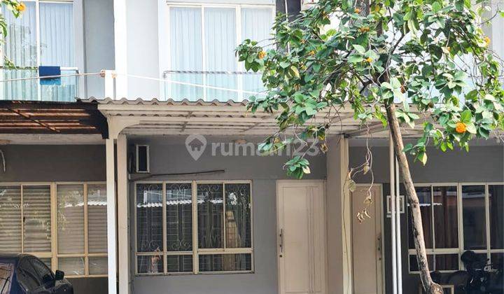 Rumah 2 lantai 2+1 kamar furnished di Residence One 1