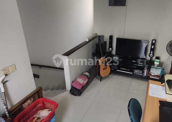 2-story house with 3+1 south-facing rooms in Premiere Park.