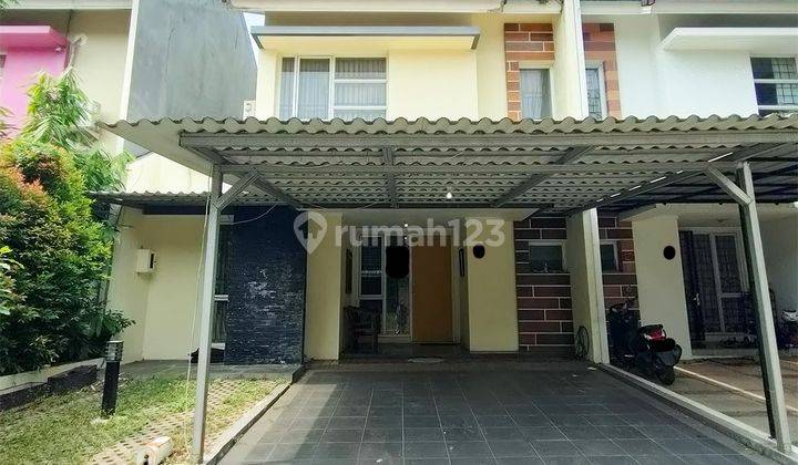 Rumah 2 Lantai 3+1 Kamar Full Furnished di Sevilla 1