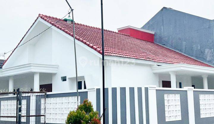 Rumah Siap Huni Hook 1 Lantai 5 Kamar di Taman Royal 1