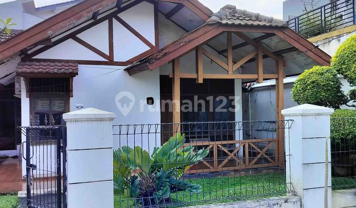 Rumah Hook 1 Lantai 6 Kamar Hadap Selatan di Kelapa Dua Rumah Hook 1 Lantai 6 Kamar Hadap Selatan di Kelapa Dua