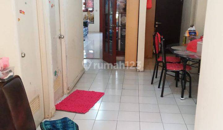 Rumah 2 Lantai 6 Kamar Dekat Uph di Permata Ayu 2