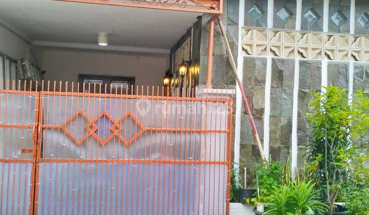 Rumah 1 lantai 2 kamar hadap timur di Sektor 6 1