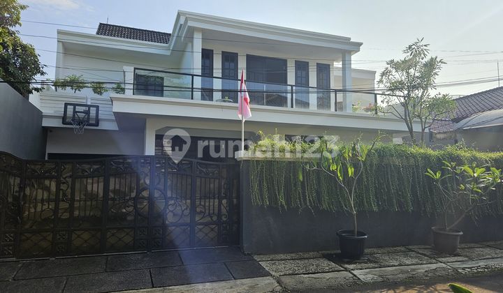 Rumah 2 Lantai 5+2 Kamar Siap Huni di Sektor 2 Rumah 2 Lantai 5+2 Kamar Siap Huni di Sektor 2