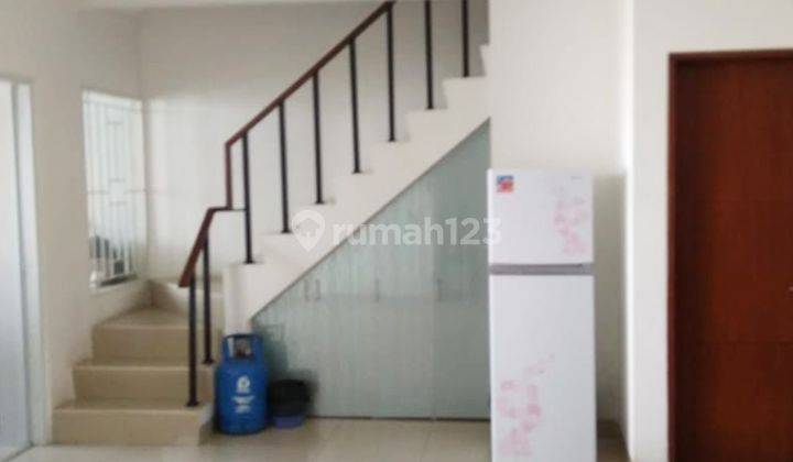 Rumah Murah 2 Lantai 4 Kamar di Premier Village 2