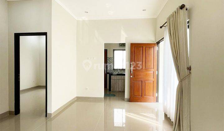 Rumah Siap Huni 1 Lantai 2+1 Kamar di Plumeria Graha Bintaro 2