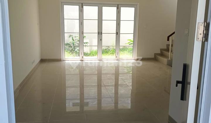 2-story house with 3+1 south-facing rooms in Menaggio