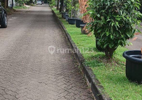 Rumah Tua Murah Kavling Badan di Villa Melati Mas 2