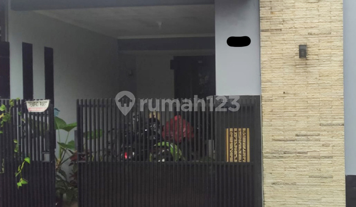 Rumah hook 2 lantai 3 kamar hadap utara di Bukit Dago