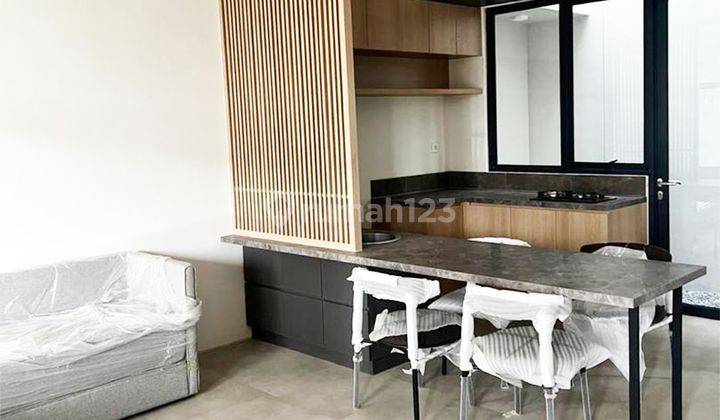 Rumah Baru Hook 2 Lantai 3 Kamar Furnished di Tanakayu 1