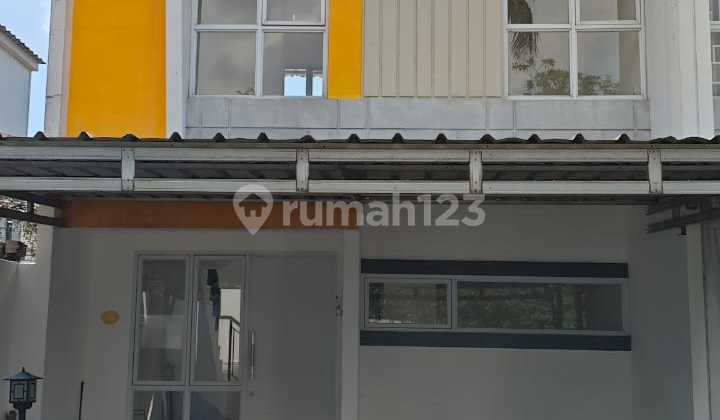 Rumah 2 lantai 3+1 kamar non furnish di Modernland 1