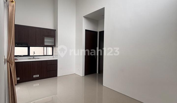 Rumah Hook 1 Lantai 2 Kamar Nonfurnish Timur Laut di Citra Garden 2