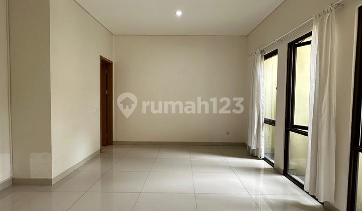 2-Storey House 4+3 Rooms Facing North in Depark 2