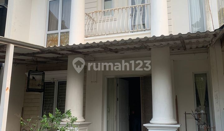 Rumah 2 lantai 3 kamar hadap utara di Vanya Park