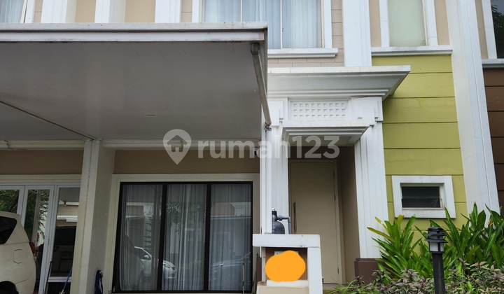 2-story house with 4 furnished rooms ready to occupy in Flamingo.
