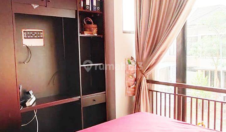 Rumah 2 Lantai 3 Kamar Full Furnished di Eminent 2