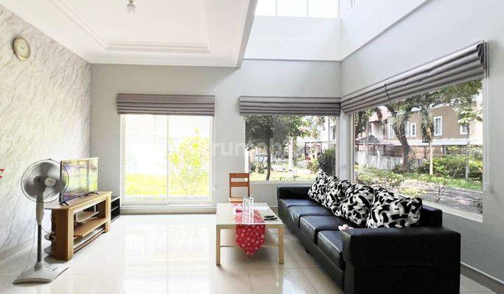 Rumah 3 Lantai 10+1 Kamar Full Furnished di Taman Diponegoro 1