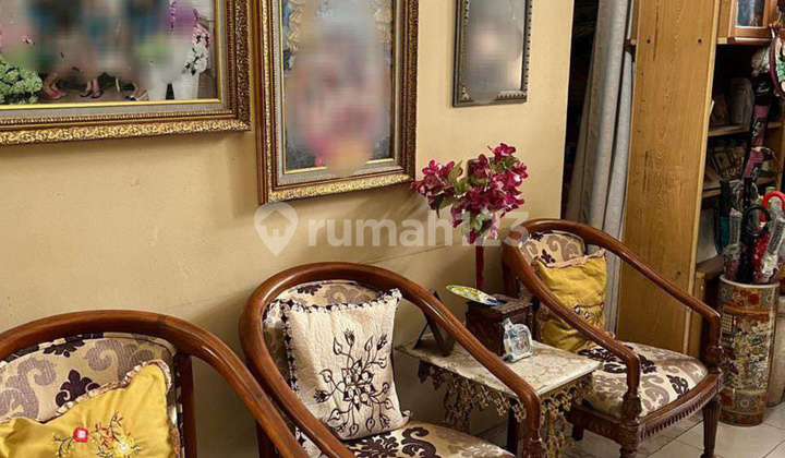 Two-story house with 3+1 south-facing bedrooms in Sutera Harmoni.