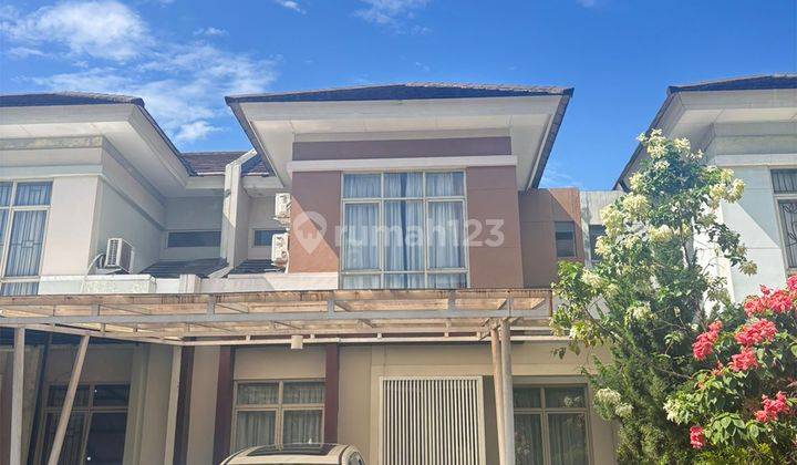 Rumah 2 Lantai 3 Kamar Semi Furnished di Foresta 1