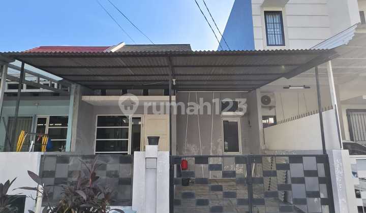 Rumah 1 lantai 2+1 kamar hadap selatan di Villa Melati Mas