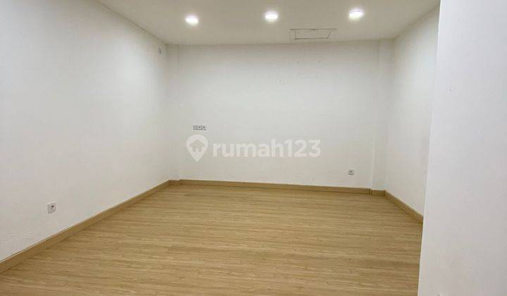 Dijual Ruko 2 Lantai Ada Kitchen Set Cocok Untuk Cafe Atau Kantor 2