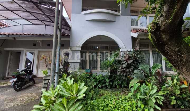 Dijual Rumah yang Nyaman, 2 Lantai di Sektor 9 Bintaro Jaya