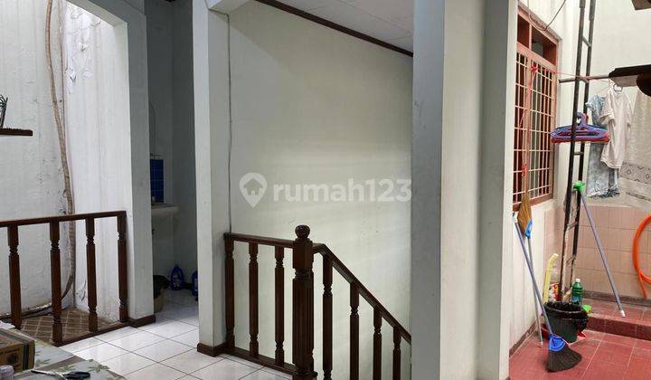 Rumah Bagus Siap Huni 2 Lantai Dekat Pintu Tol di Cinere 2