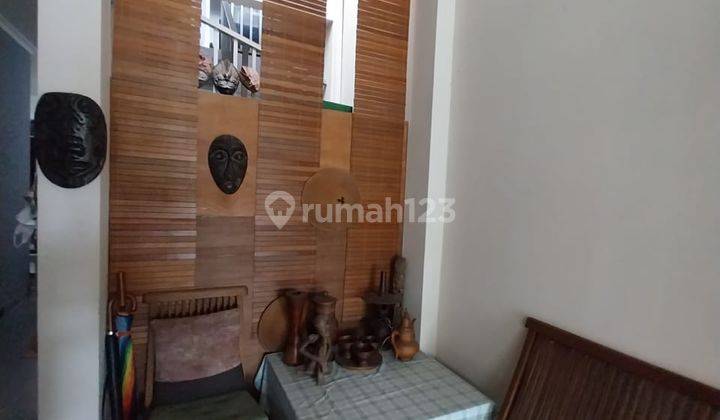 Rumah Nyaman 2 Lantai Dekat Pintu Tol di Graha Cinere Depok 2