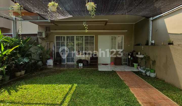Dijual Rumah Nyaman 2 Lantai dengan Halaman Belakang, di Kawasan Grand Depok City