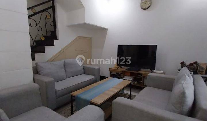 Rumah 2 Lantai di Kompleks Yang Berkembang Grand Depok City 2