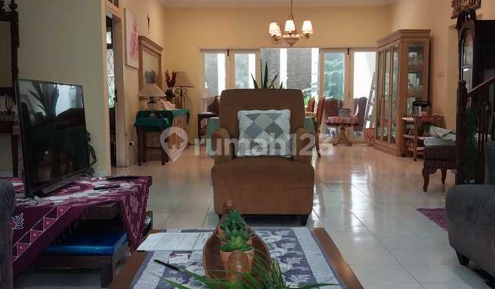 Rumah Nyaman 2 Lantai Siap Huni di Kawasan Bukit Cinere Indah 2