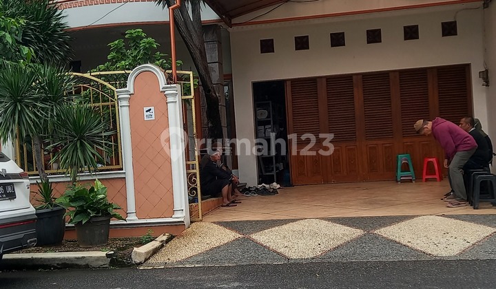 Rumah Bagus Strategis Siap Huni Dipondok Kelapa Duren Sawit