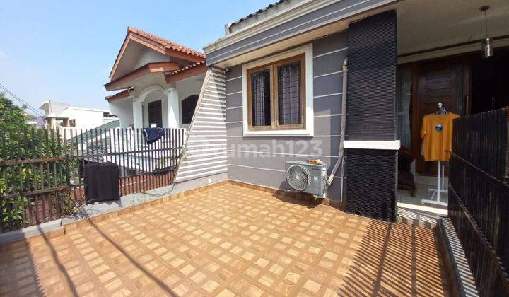 For Sale Rumah Mewah 2 Lantai Furnish Siap Huni Lokasi Strategis 1