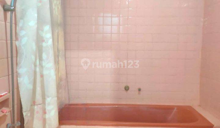 Rumah lawas tanah luas ada kolam renang pribadi dicondet jakarta timur 2