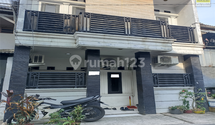 kost2an 10 kamar dijual dicikini jakarta pusat omset 11 jutaan perbulan