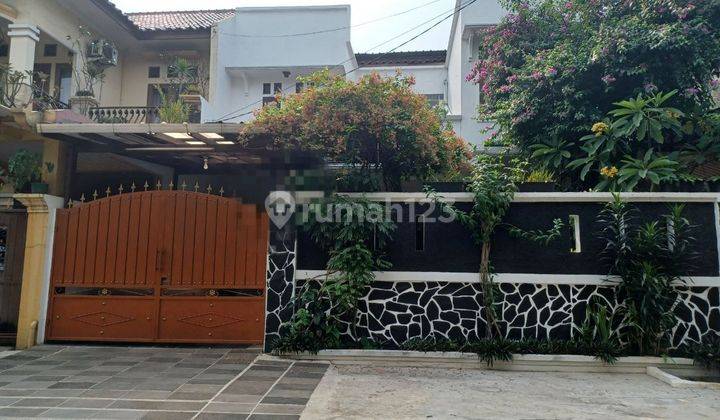 Dijual Rumah 3 Lantai Siap Huni Dijatibeming Eastate Bekasi Kota 1