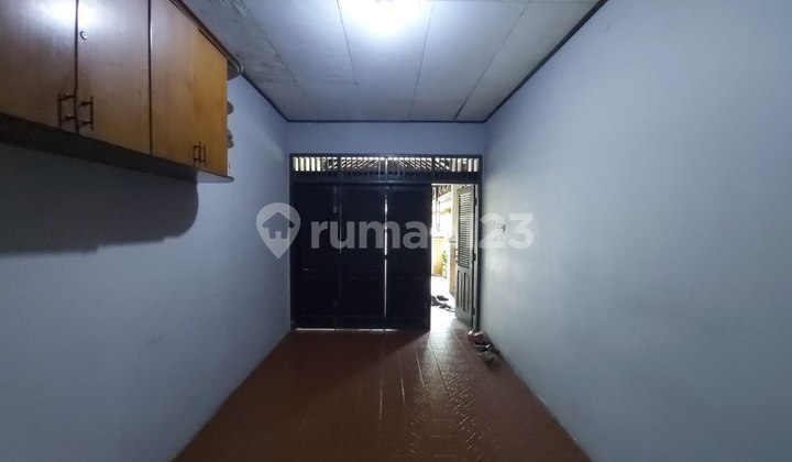 Rumah lama tanah luas layak huni dijakapermai bekasi barat 2