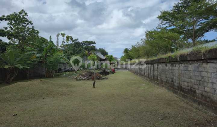 Main Road Kerobokan Strategic Commercial & Hospitality Leasing Opportunity