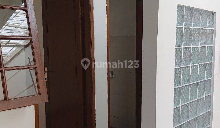 Rumah Luas Akses Strategis di Batununggal Permai, Bandung 4