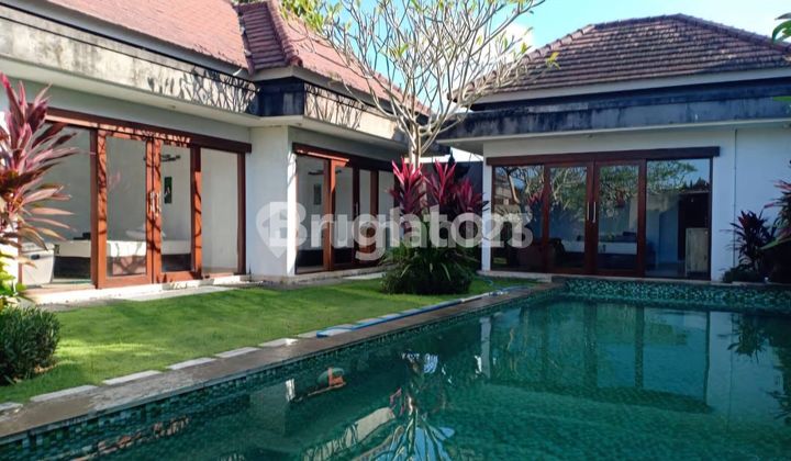 Villa La Cinta Bali Pool 3Kt Luas 325M SHM Kuta Bali Villa La Cinta Bali Pool 3Kt Luas 325M SHM Kuta Bali